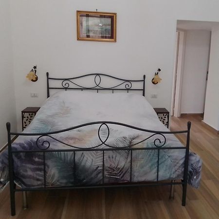 B&B Palazzo Sersale Napoli Eksteriør bilde