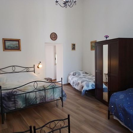 B&B Palazzo Sersale Napoli Eksteriør bilde