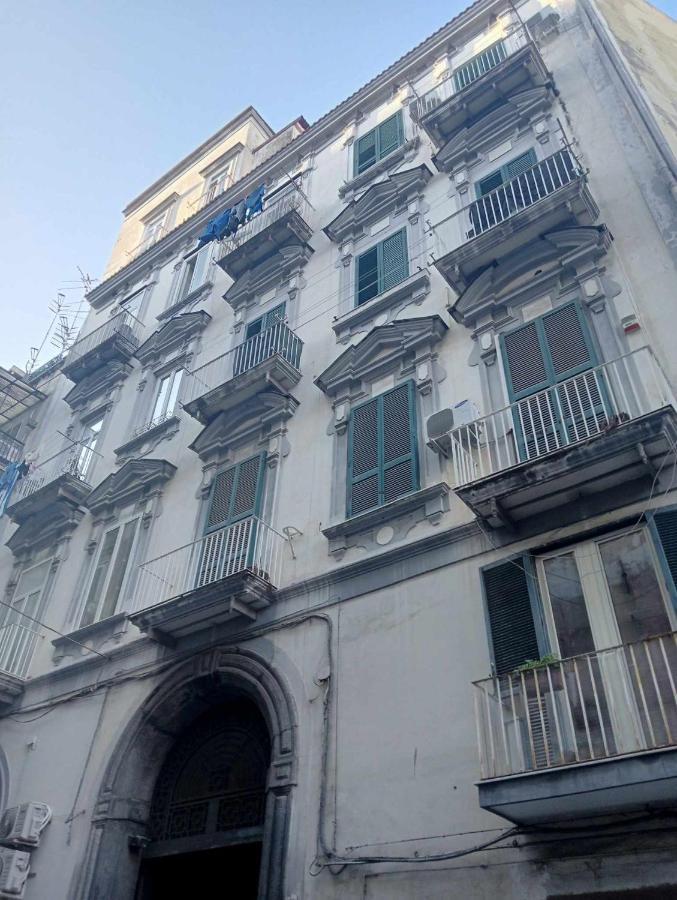 B&B Palazzo Sersale Napoli Eksteriør bilde