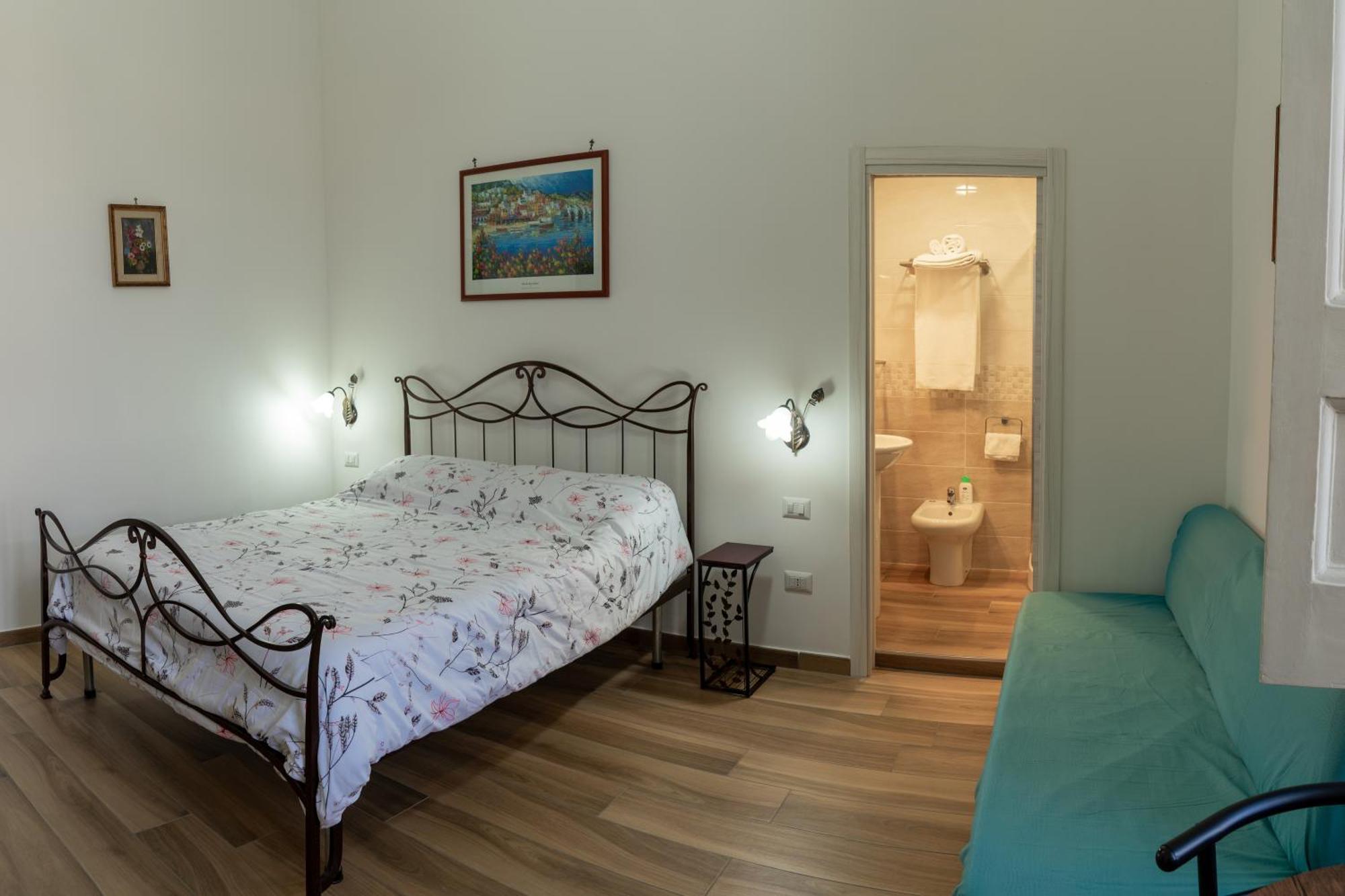 B&B Palazzo Sersale Napoli Eksteriør bilde